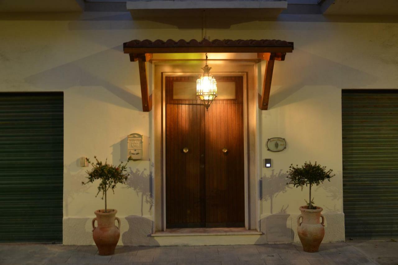 Bed and Breakfast La Lanterna Di Lida E Beppe Pisa Exterior foto