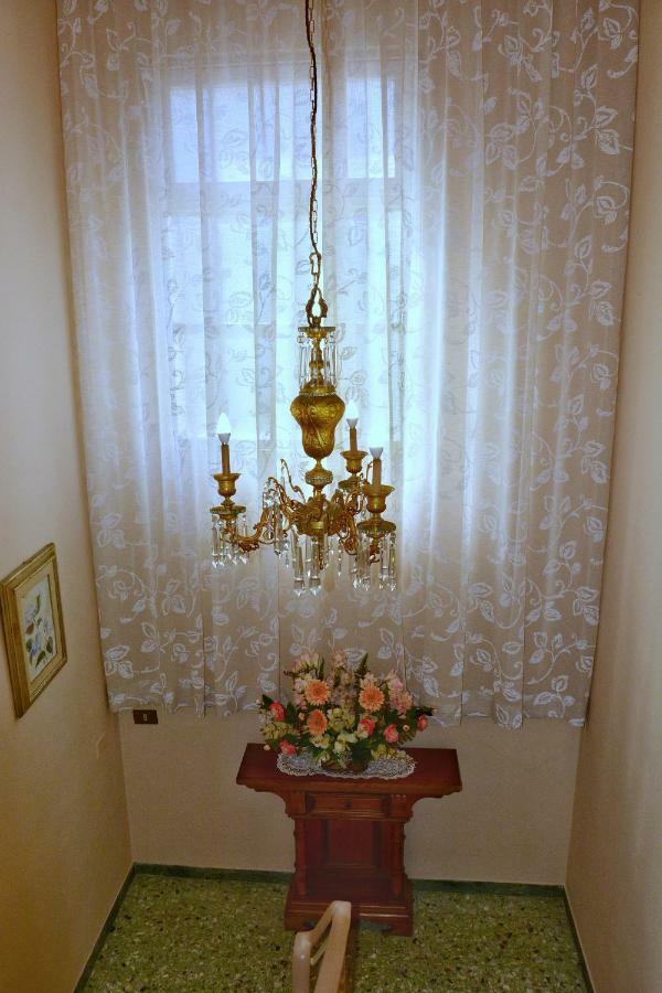 Bed and Breakfast La Lanterna Di Lida E Beppe Pisa Exterior foto