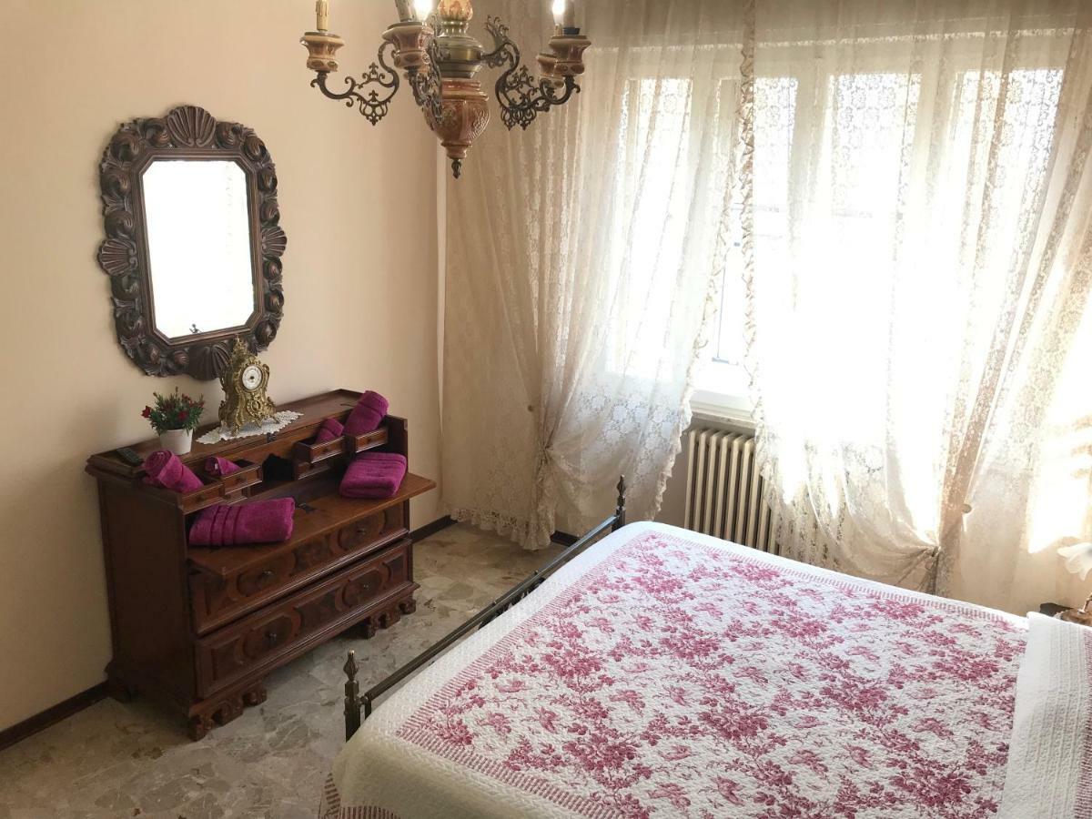 Bed and Breakfast La Lanterna Di Lida E Beppe Pisa Exterior foto