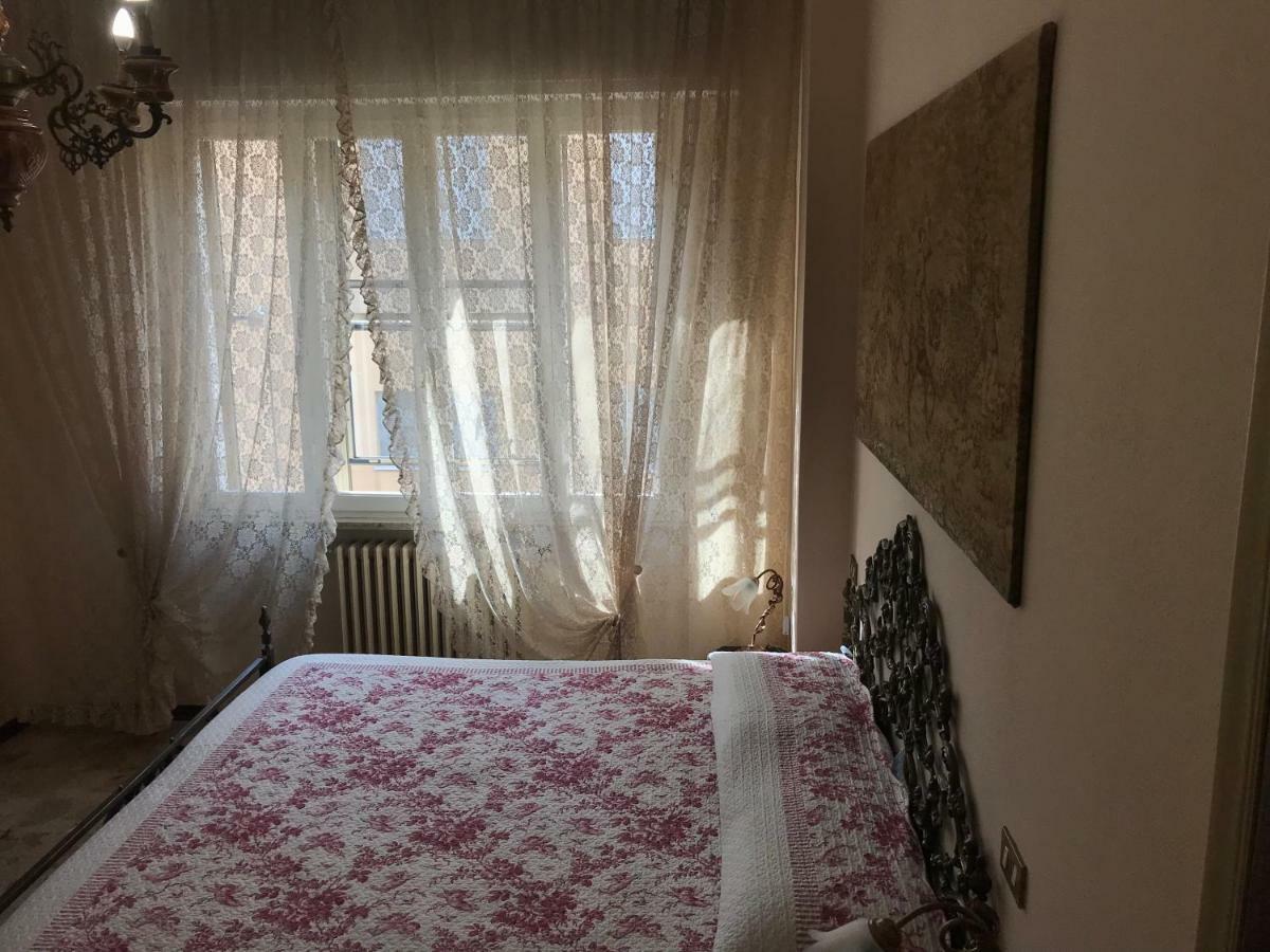 Bed and Breakfast La Lanterna Di Lida E Beppe Pisa Exterior foto
