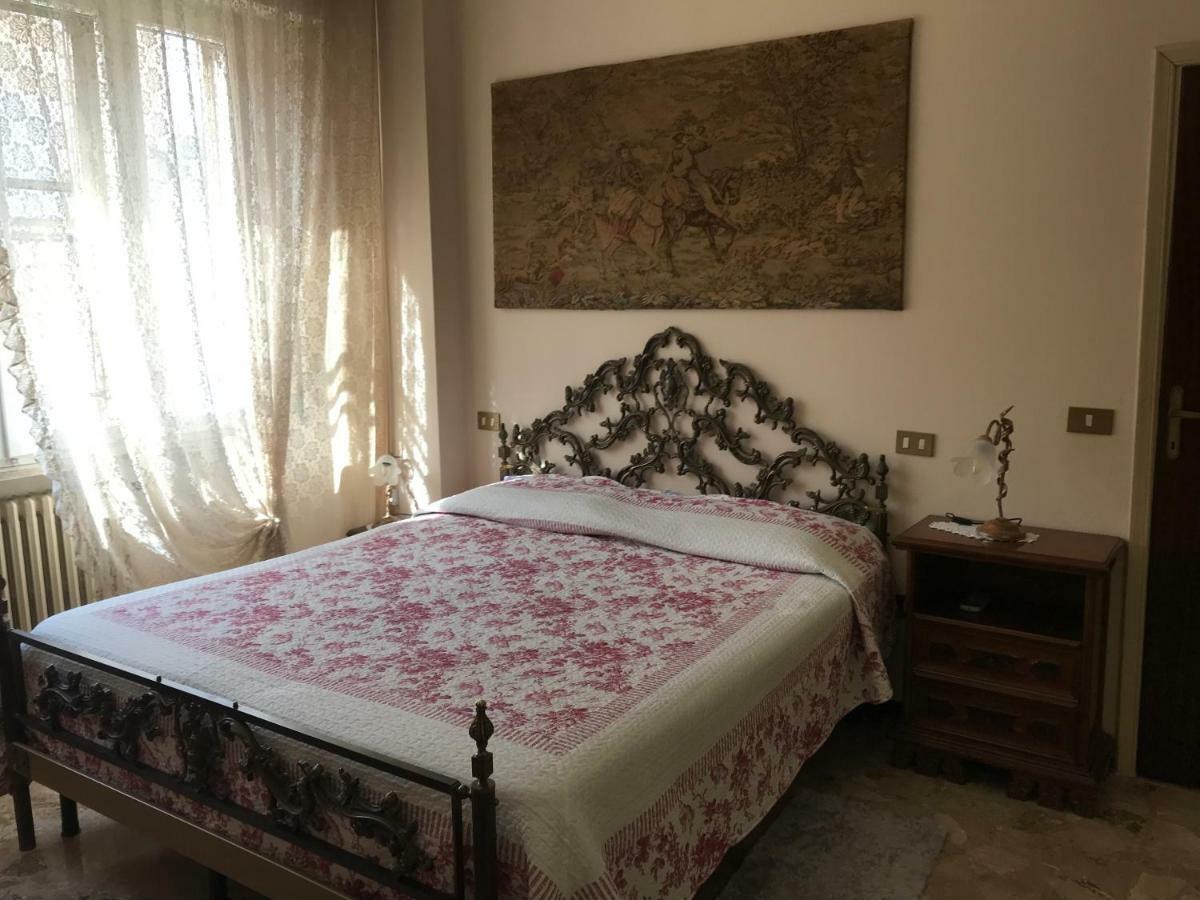 Bed and Breakfast La Lanterna Di Lida E Beppe Pisa Exterior foto